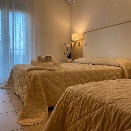 Hotel Palladio B&B Cervia Buitenkant foto