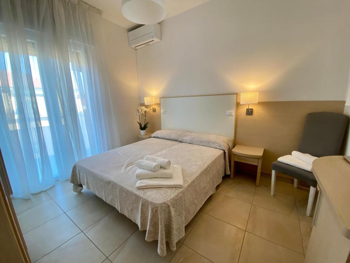 Hotel Palladio B&B Cervia Buitenkant foto