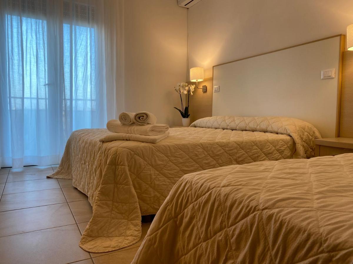 Hotel Palladio B&B Cervia Buitenkant foto