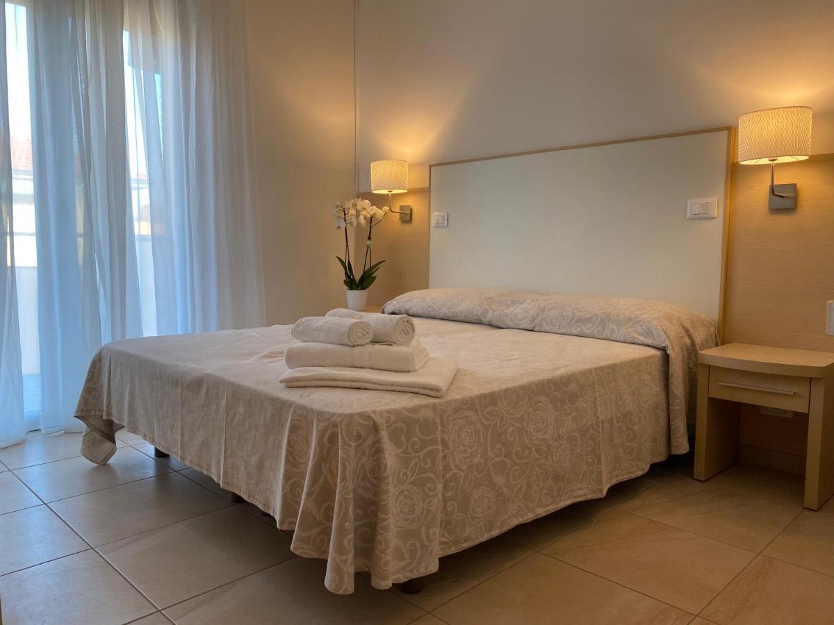 Hotel Palladio B&B Cervia Buitenkant foto